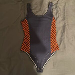Vans bodysuit